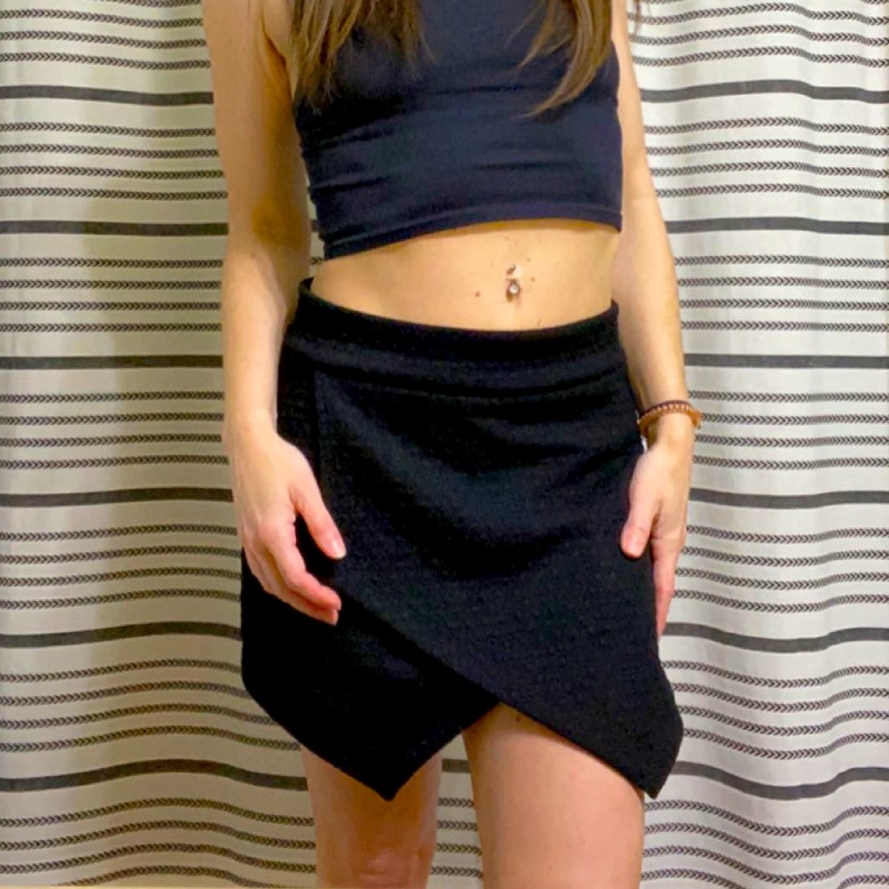 Bebe Black Skort